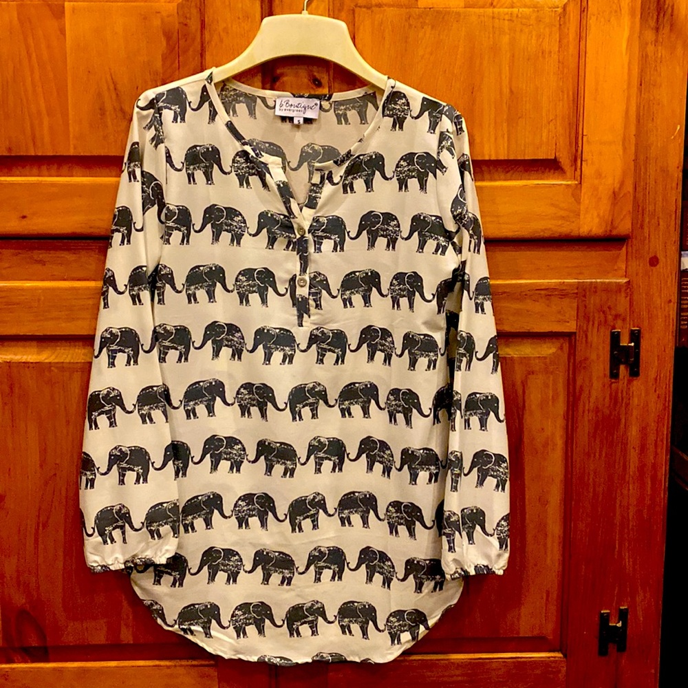 B Boutique, by Evergreen. Elephant print shirt. Small.